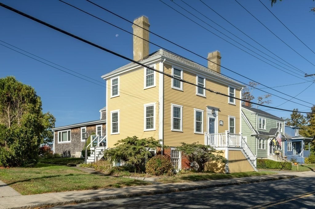 164 Main St Fairhaven Massachusetts United States, Sale Pending, residential,  , Howe Allen Realty