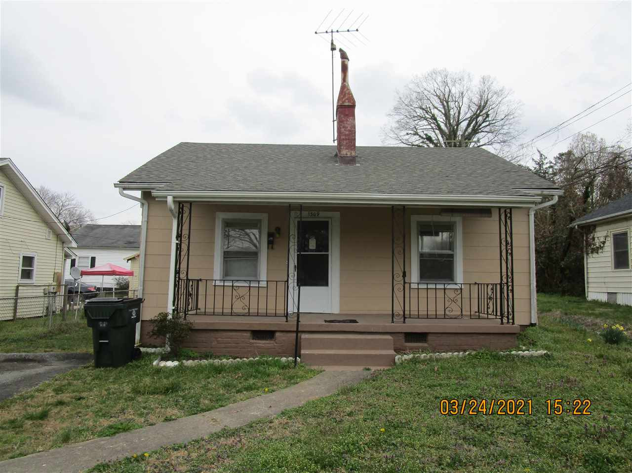 1309 Stonewall Avenue Burlington North Carolina United States, Sold, residential,  , Let’s Move Realty