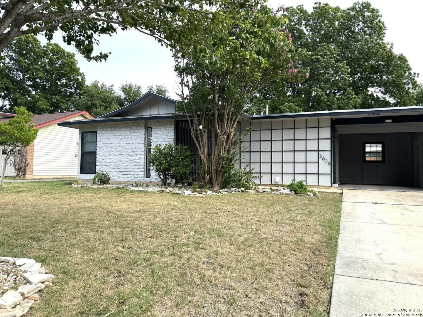 3606 Versailles San Antonio Texas United States, for Sale, residential,  , Incom Demo Demo Office
