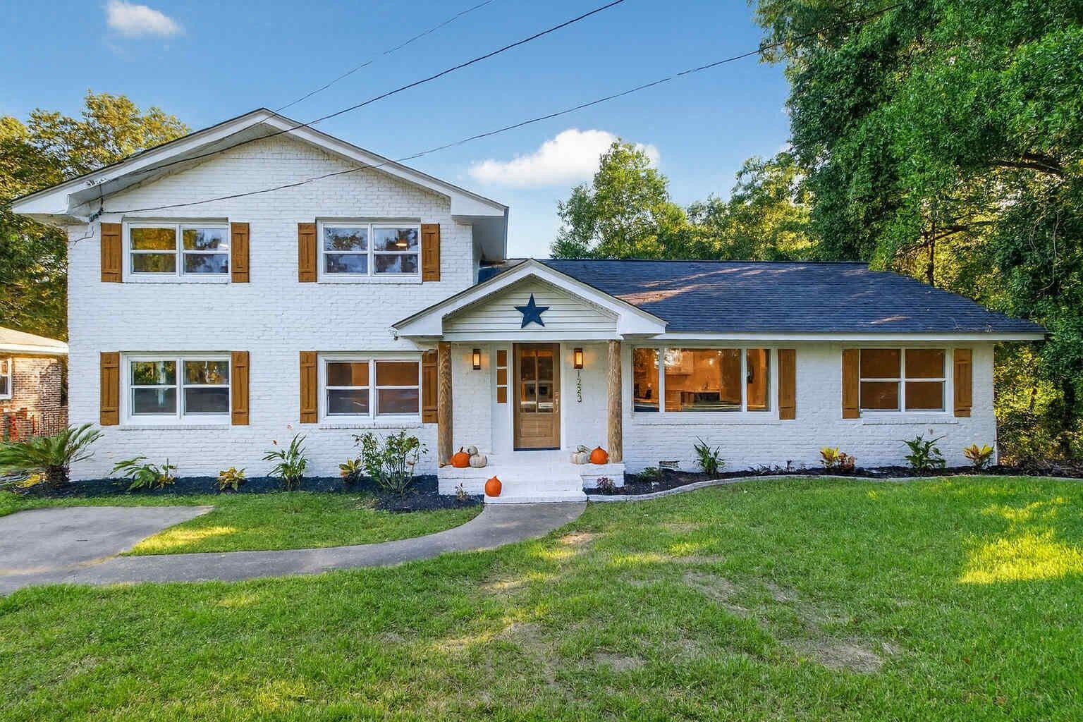 1223 Charlestowne Drive Charleston South Carolina United States, for Sale, residential, Bobbie Rose, Keller Williams Realty Charleston/West Ashley