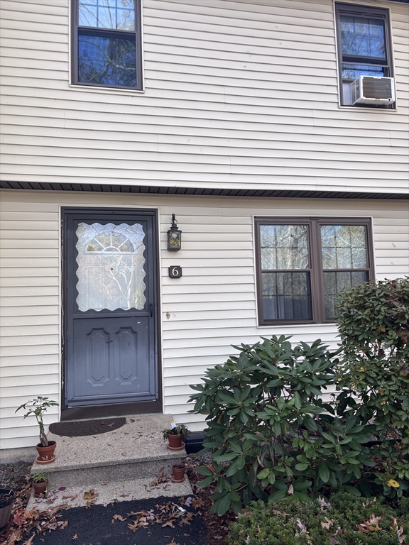 931 Methuen St UNIT 6 Dracut Massachusetts United States, Sale Pending, residential, , Media Realty Group Inc.