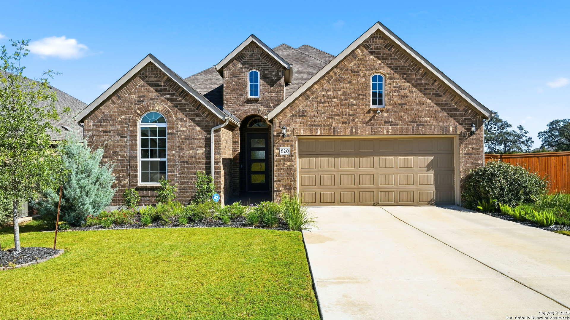 820 silverberry New Braunfels Texas United States, for Sale, residential, Fred Davis, Davis Realty Group