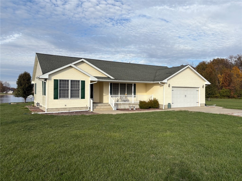 10245 E South Lake Drive Newton Illinois United States, for Sale, residential,  , Personal Service Realty