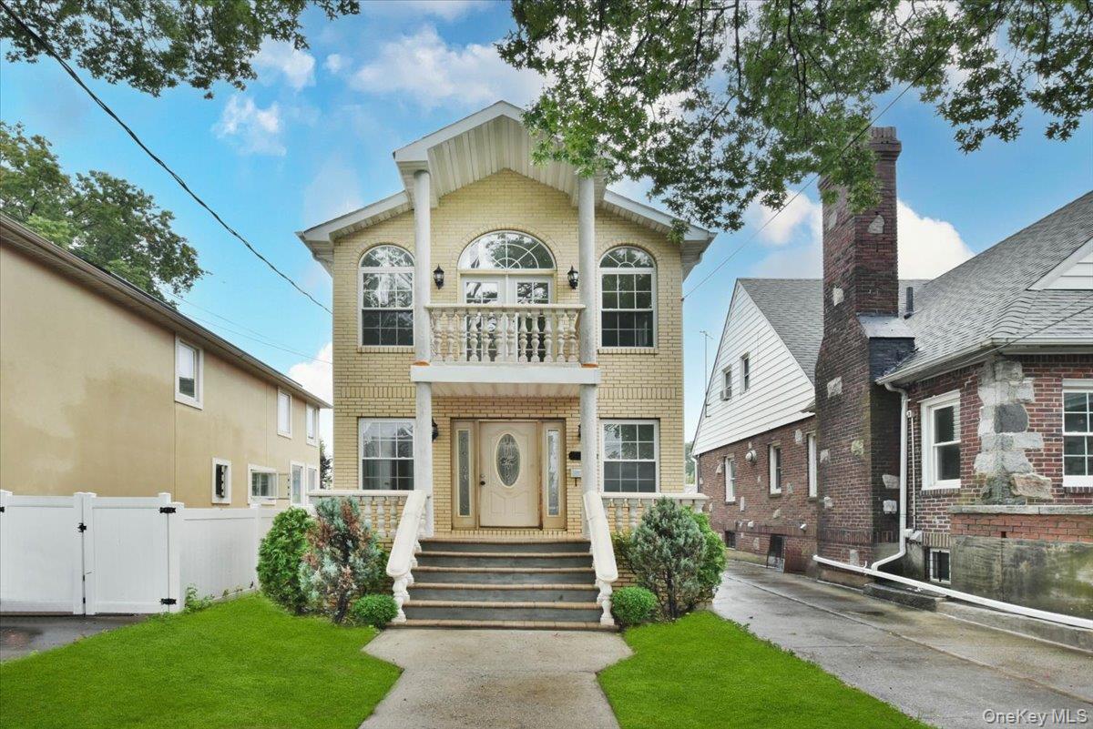 8135 166th Street Hillcrest (queens) New York United States, for Sale, residential, David Yudell, Exit Realty First Choice