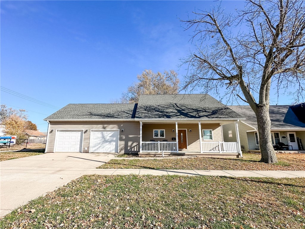 716 S 24th Street Mattoon Illinois United States, for Sale, residential, Reuben Stence, Stence Realty Team