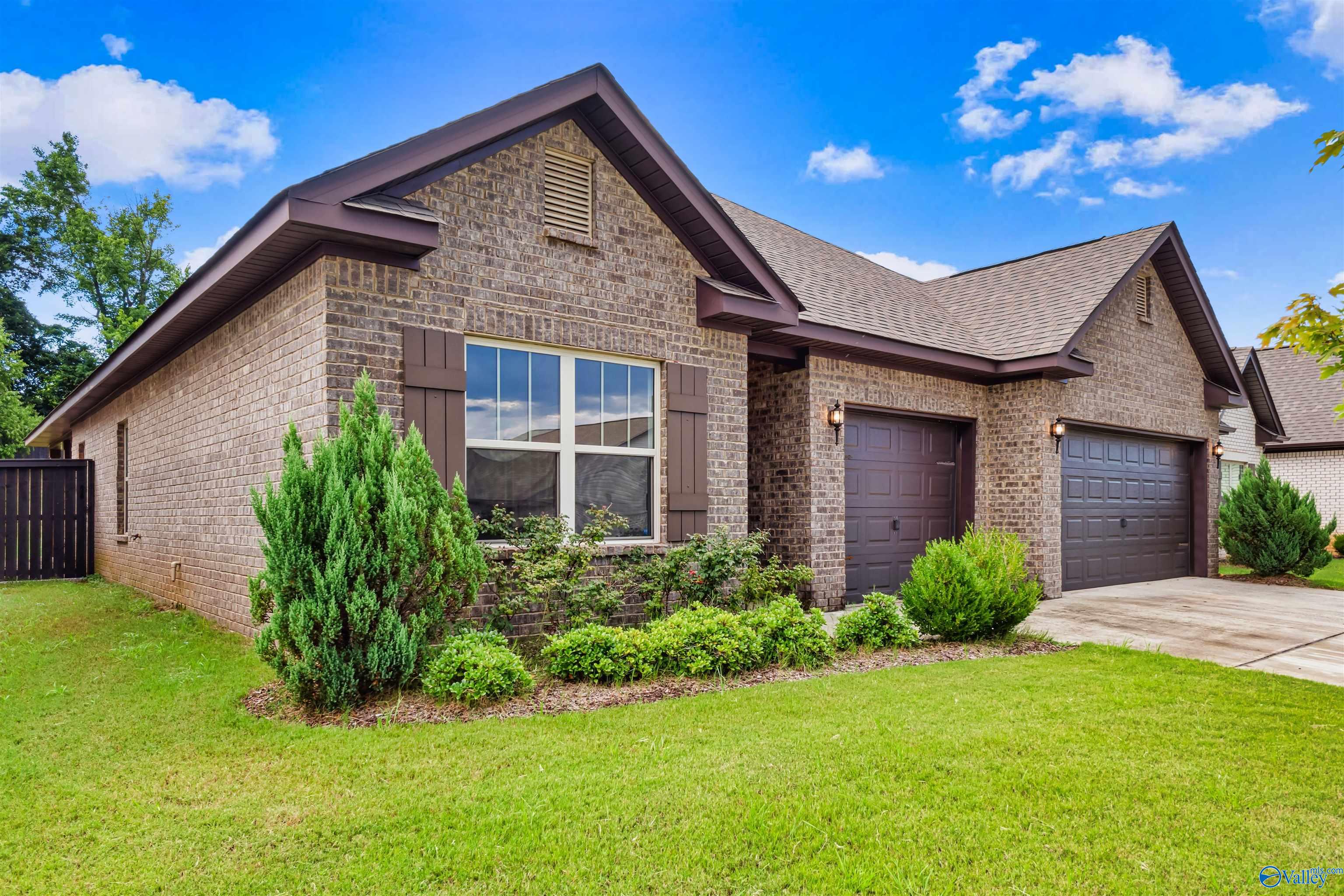 332 Fenrose Drive Harvest Alabama United States, for Sale, residential,  , Waterfront International Realty