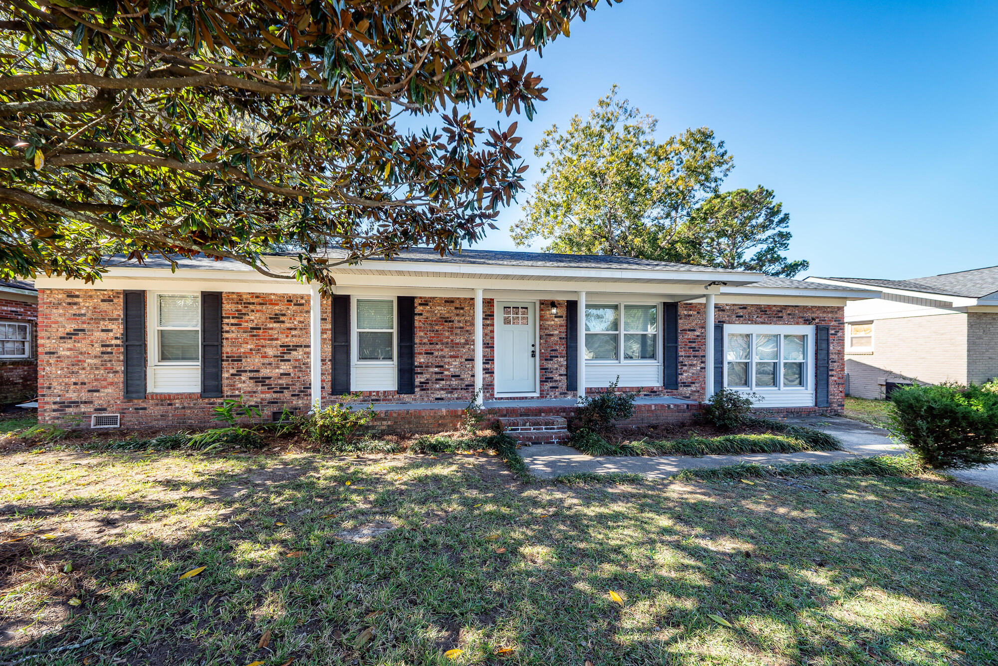 1138 Landsdowne Drive Charleston South Carolina United States, for Sale, residential, Bobbie Rose, Keller Williams Realty Charleston/West Ashley