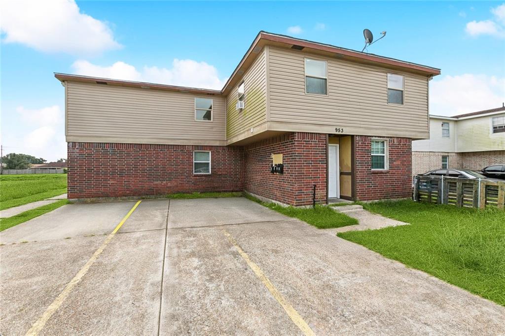 953 E MONTEREY Court Gretna Louisiana United States, for Sale, residential,  , 1st BMG REALTY