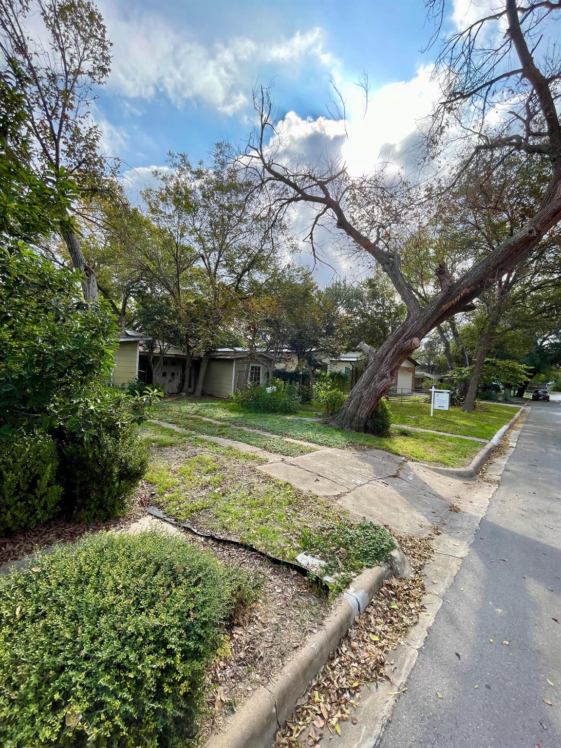 4901 Park DR Austin Texas United States, for Sale, residential, Jessica Dodge, All City Real Estate, Ltd. Co.