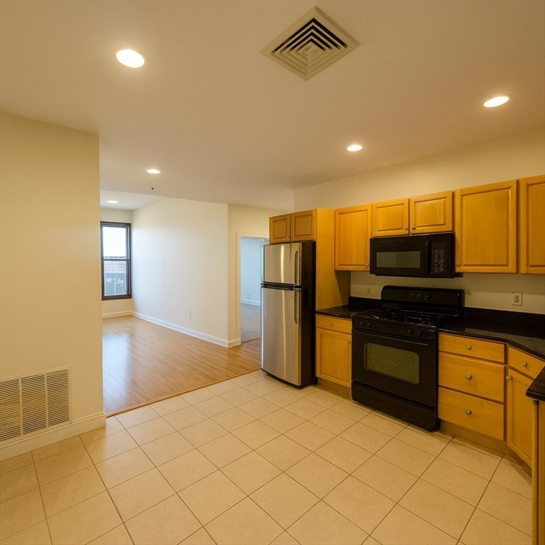7 Central Sq  UNIT 203 Lynn Massachusetts United States, for Sale, residential,  , CITIPOINT REALTY SERVICES, LLC