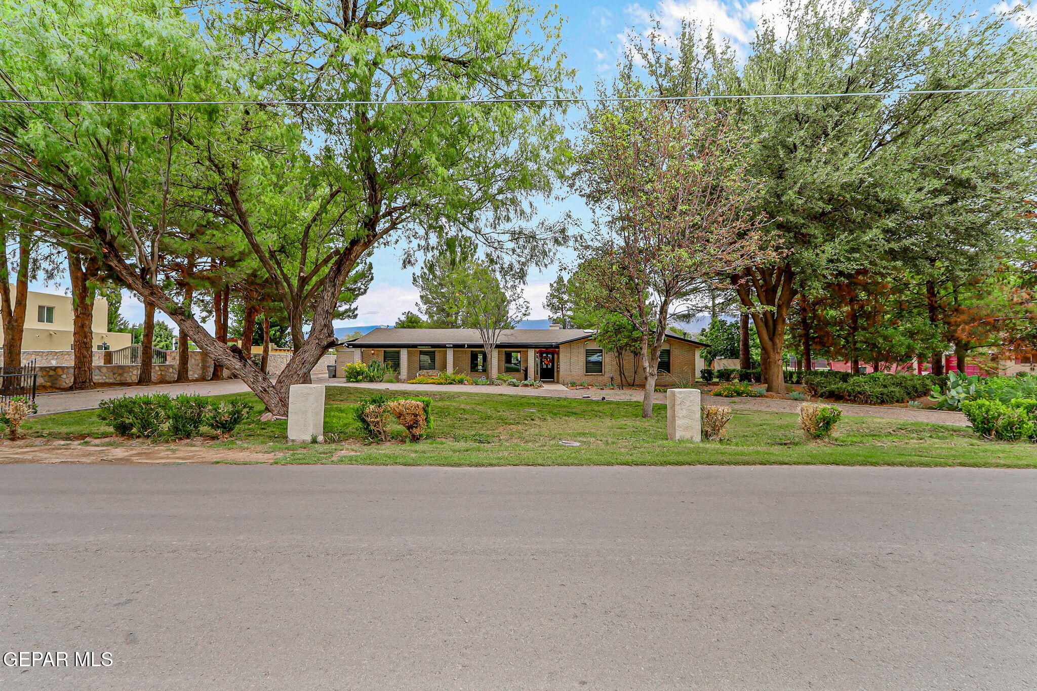 4298 BOY SCOUT Lane El Paso Texas United States, for Sale, residential,  , Casa by Owner