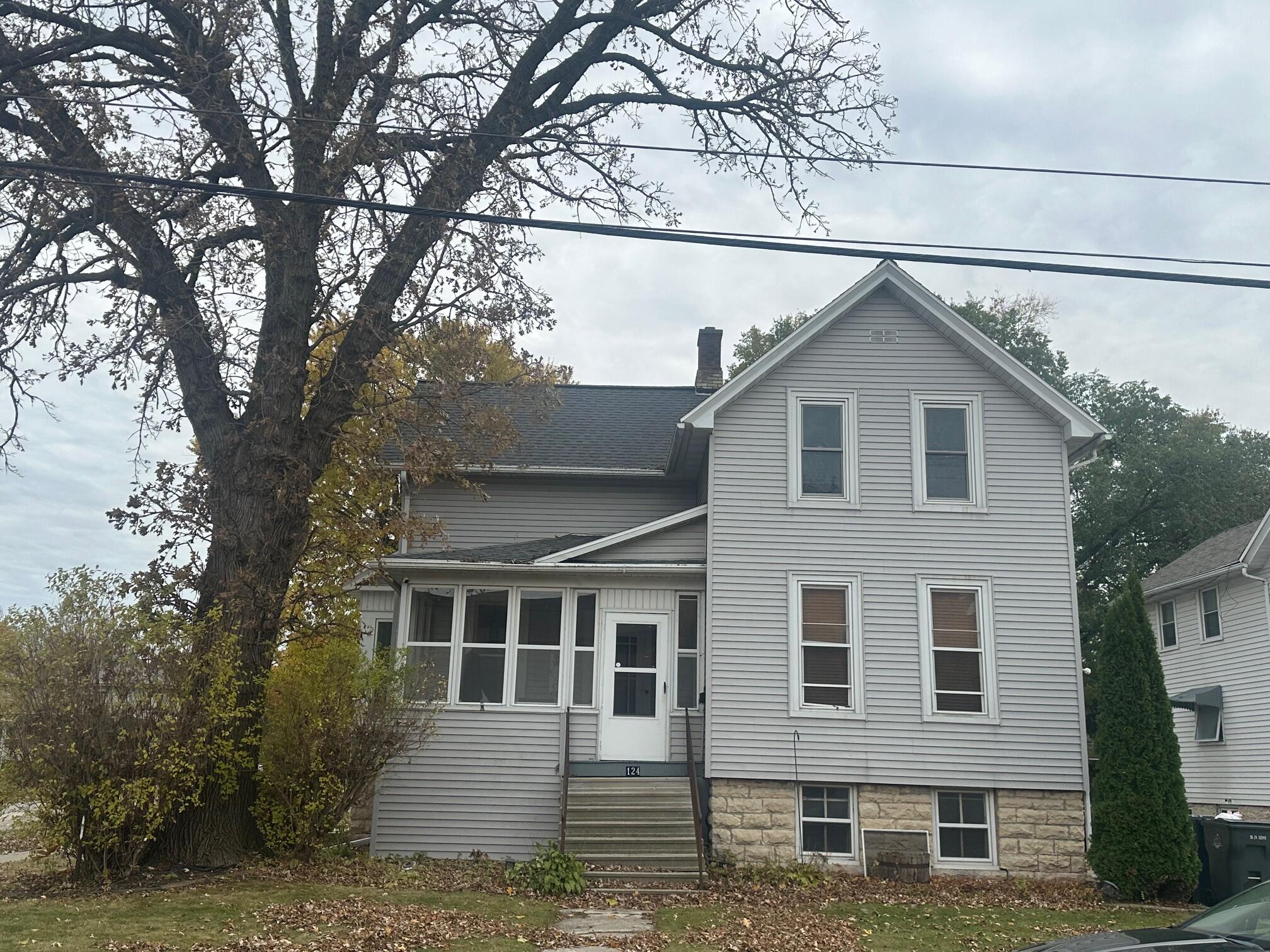 124 E Merrill Ave Fond Du Lac Wisconsin United States, for Sale, commercial,  , Roberts Homes and Real Estate