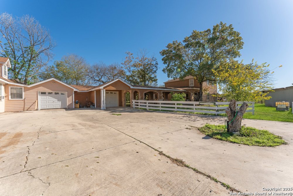 2930 Shane Rd San Antonio Texas United States, for Sale, residential, Fred Davis, Davis Realty Group