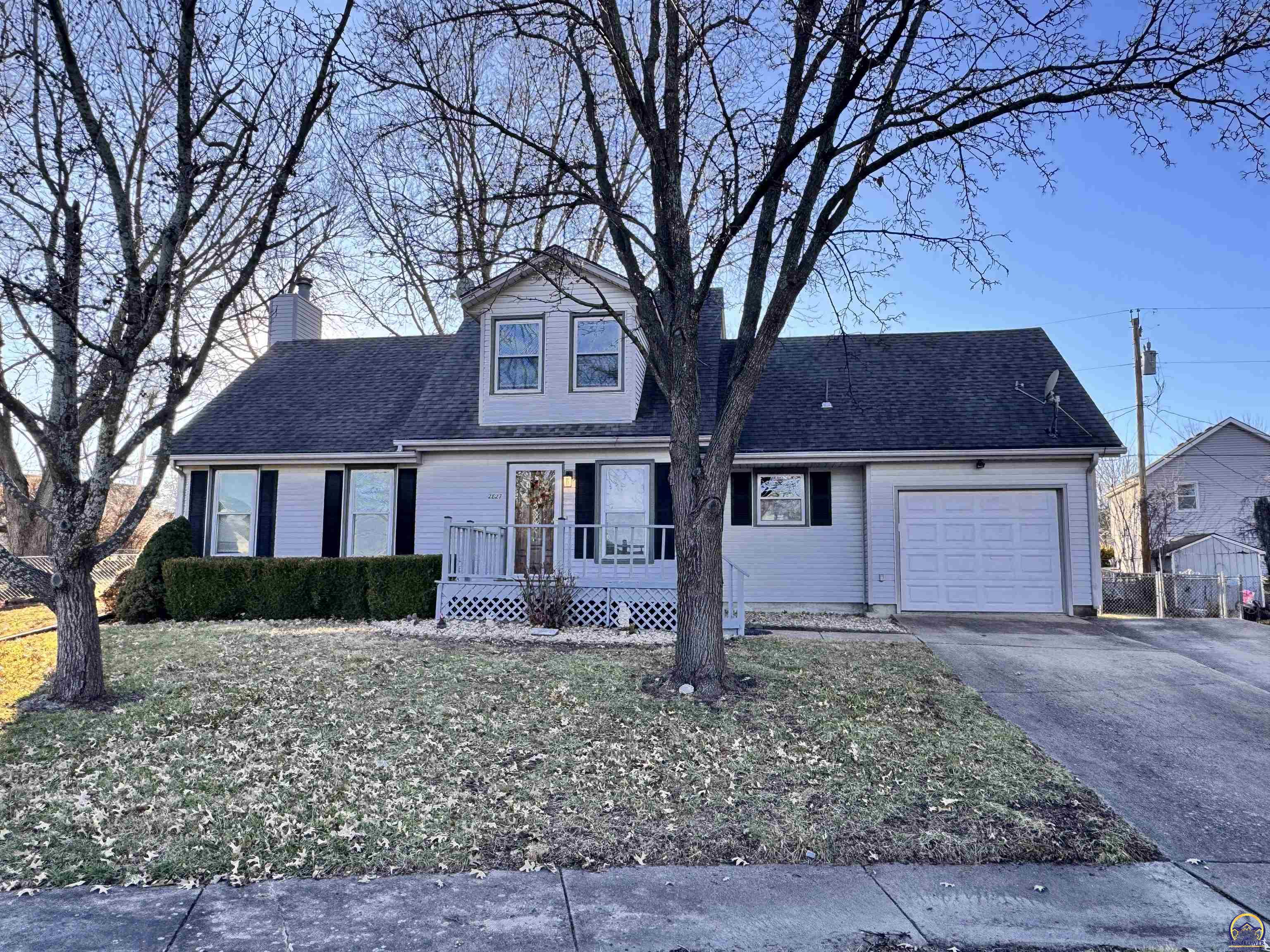 2827 SE Glenside CT Topeka Kansas United States, for Sale, residential, Rod Seel, Kirk and Cobb Realtors Inc.