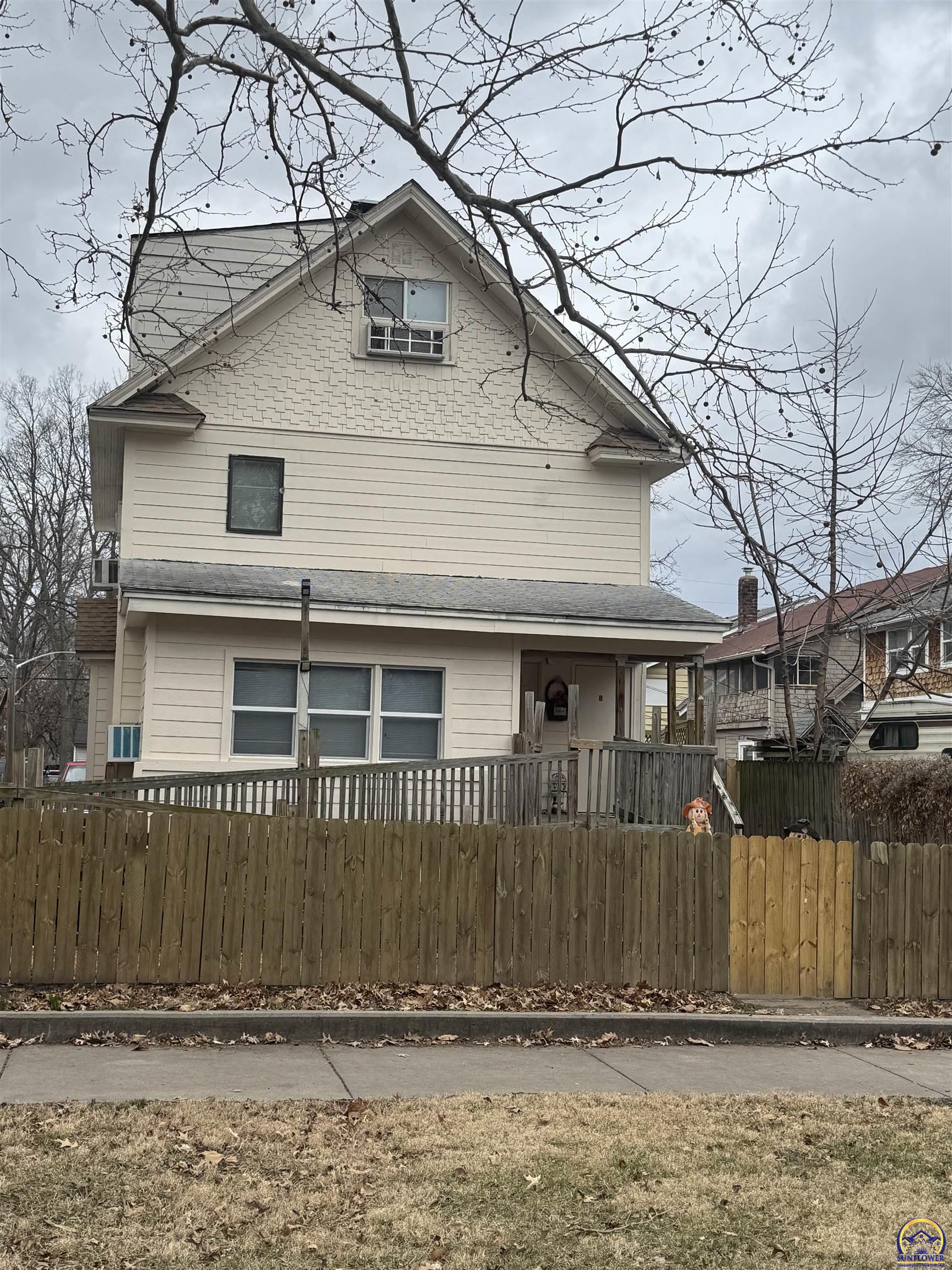 1109 SW Lincoln ST Topeka Kansas United States, for Sale, residential, Rod Seel, Kirk and Cobb Realtors Inc.