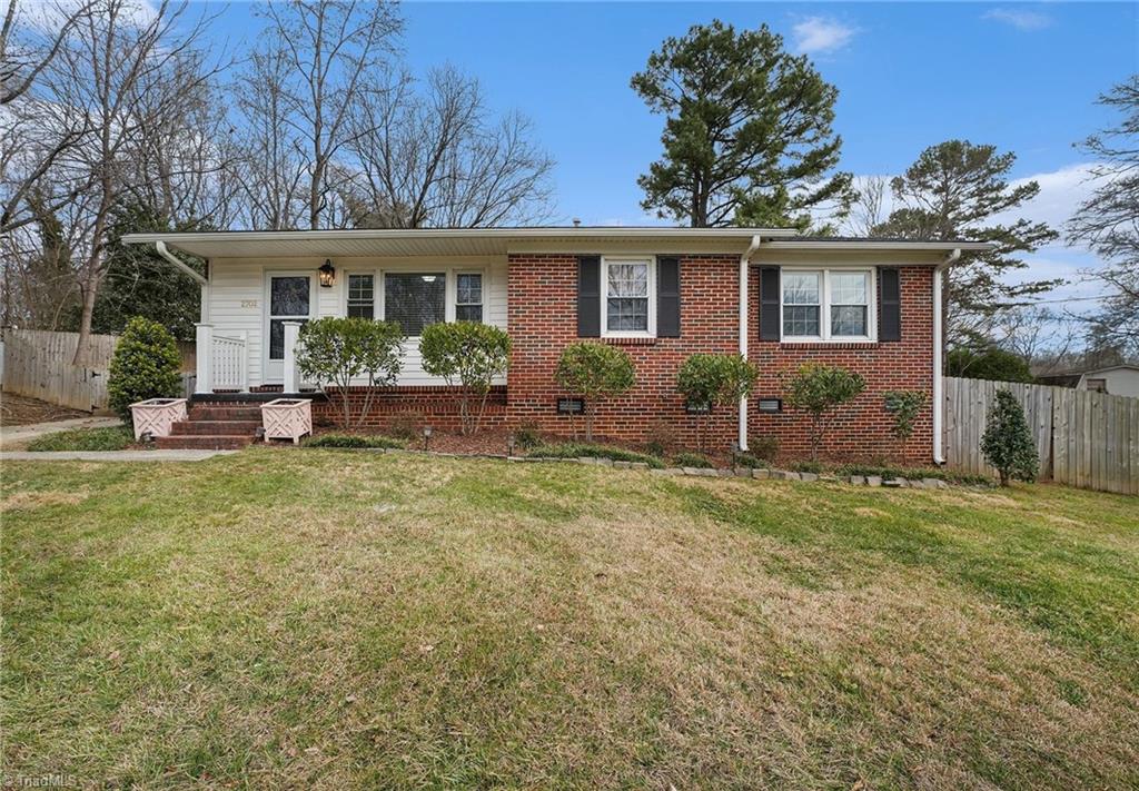 2702 Lilac Drive Greensboro North Carolina United States, for Sale, residential,  , The Headley Group Realty
