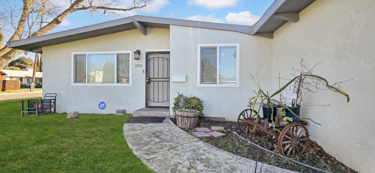 206 W 20th Street Tracy California United States, for Sale, residential, Robert  Ramirez, Fathom Realty