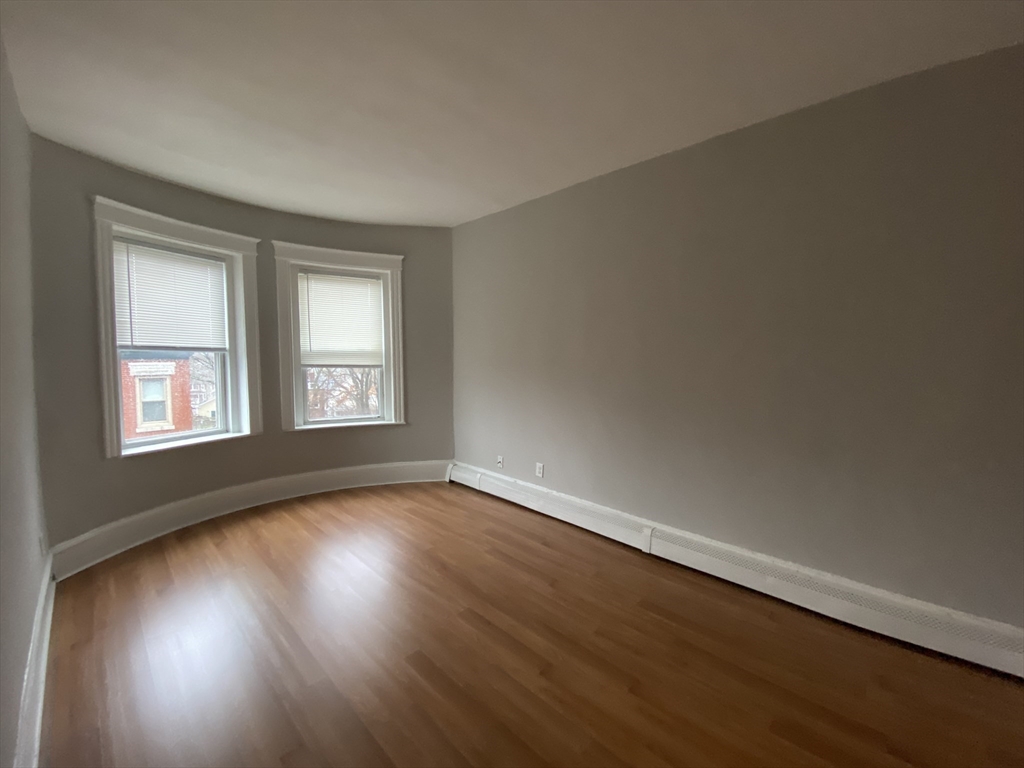 96-98 Woodledge Street  UNIT 3L Boston Massachusetts United States, for Rent, residential,  , The Edwards Realty Team - Barett Sotheby's International Realty