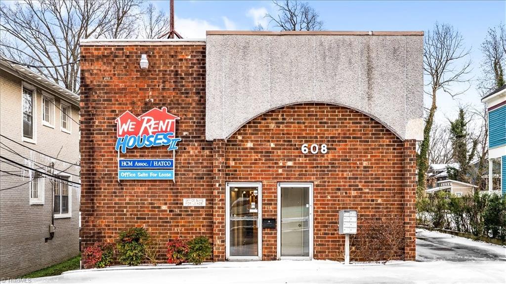 608 Summit Avenue Greensboro North Carolina United States, Sale Pending, commercial,  , The Headley Group Realty