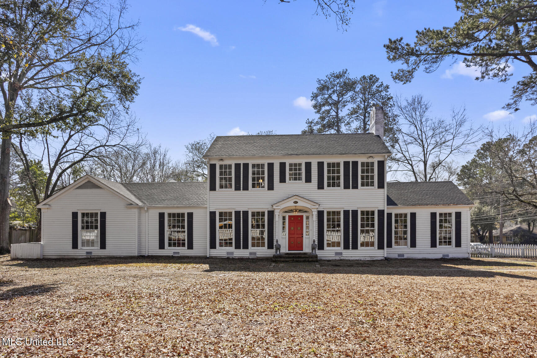 803 Meadowbrook Road Jackson Mississippi United States, for Sale, residential, Jessica McLaurin, Rezults Realty, LLC