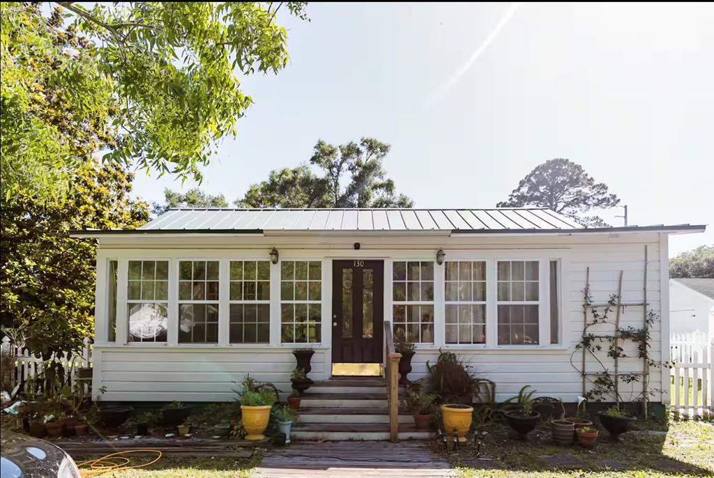 130 14th St Apalachicola Florida United States, for Sale, residential, Deb Robertson, The Naumann Group Real Estate, Inc.