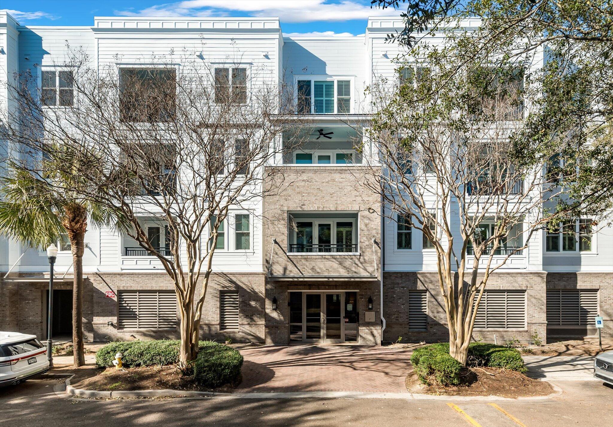 200 River Landing Drive APT 105f Charleston South Carolina United States, for Sale, residential, Bobbie  Rose, Keller Williams Realty Charleston/West Ashley