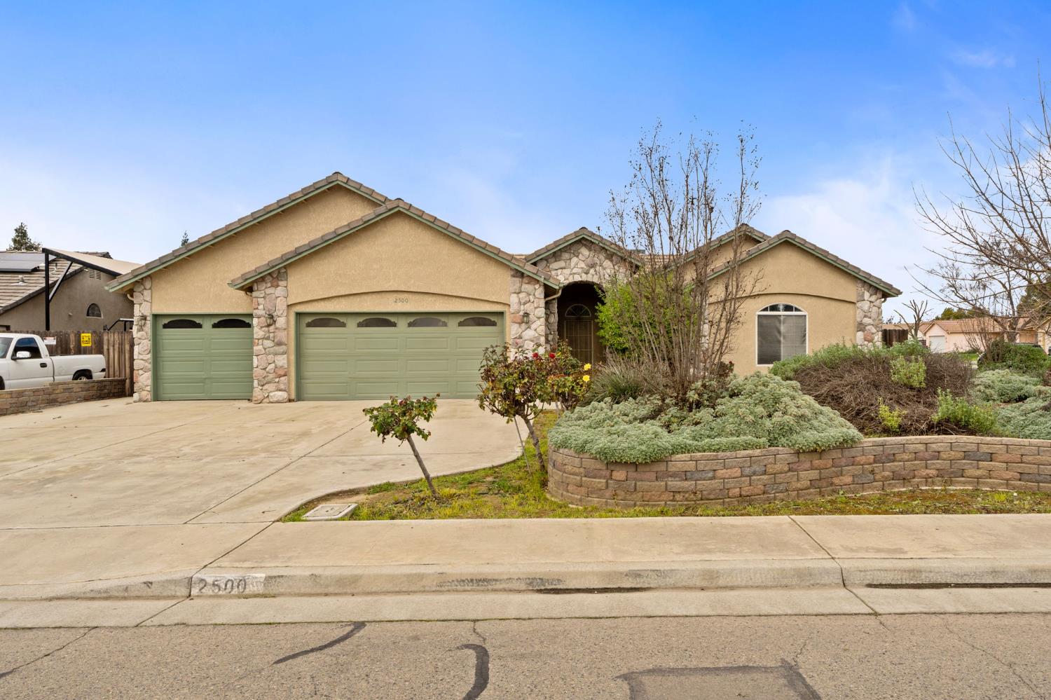 2500 Perez Visalia California United States, for Sale, residential, Alex  Sandoval , Point Guard Realty