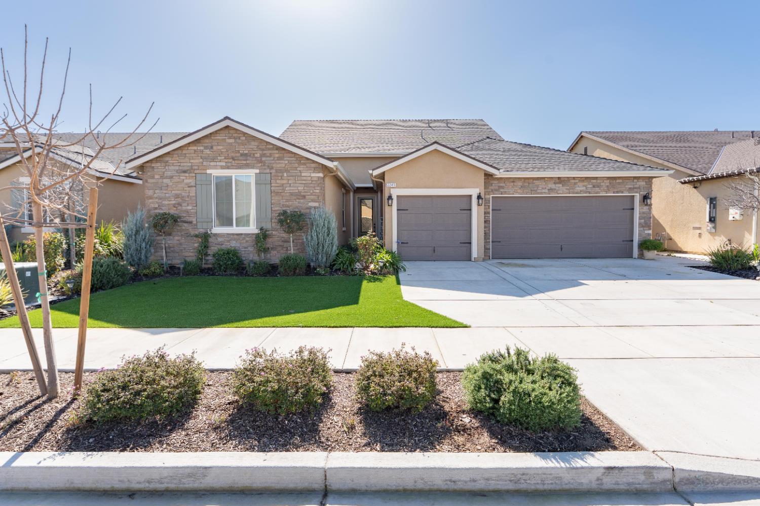 2241 E Monte Verde Court Visalia California United States, for Sale, residential, Alex  Sandoval , Point Guard Realty