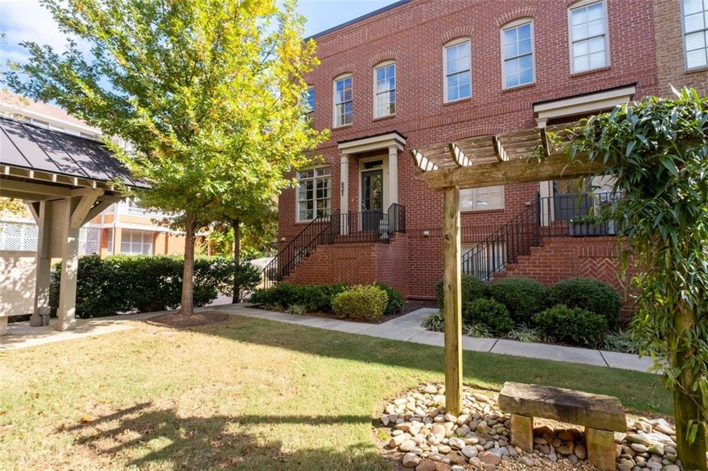 821 Virginia Park Circle Atlanta Georgia United States, for Rent, residential, Nivia  De Oliveira, Homesmart
