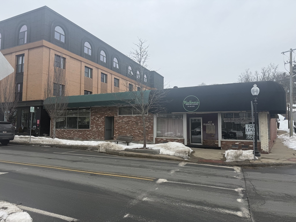 437-445 Franklin St. Melrose Massachusetts United States, for Sale, commercial, Anna Oliver, Incom Example Demo Office