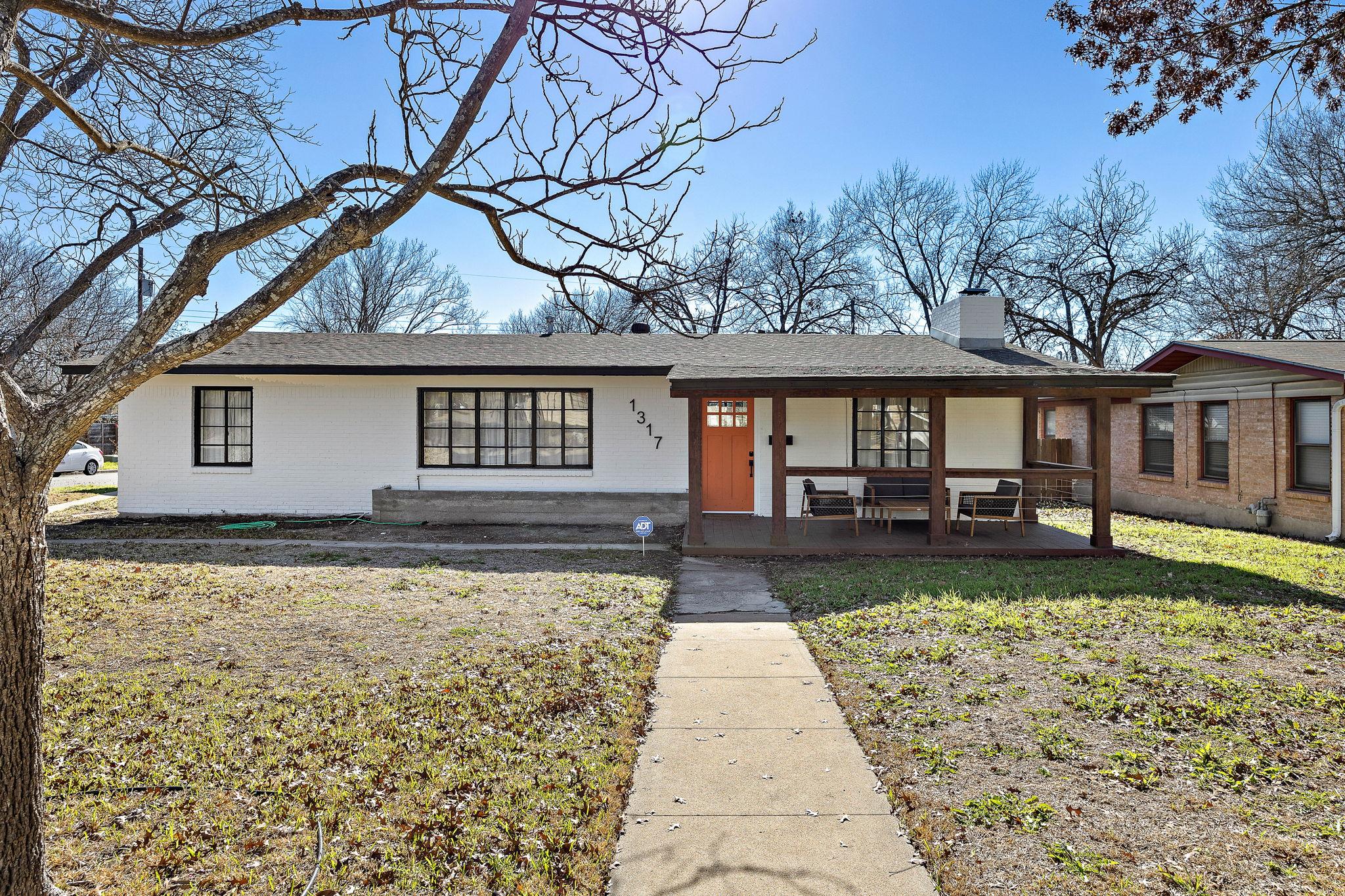 1317 Cloverleaf DR Austin Texas United States, for Sale, residential, Jessica Dodge, All City Real Estate, Ltd. Co.
