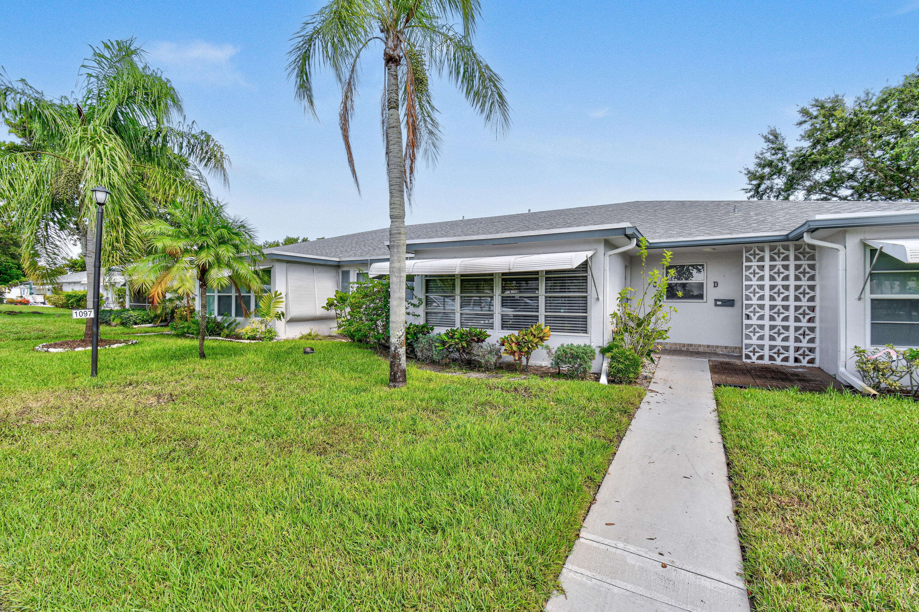 1097 Circle Terrace APT C Delray Beach Florida United States, for Sale, residential, Arlene   Toolsie  , Re/Max Direct