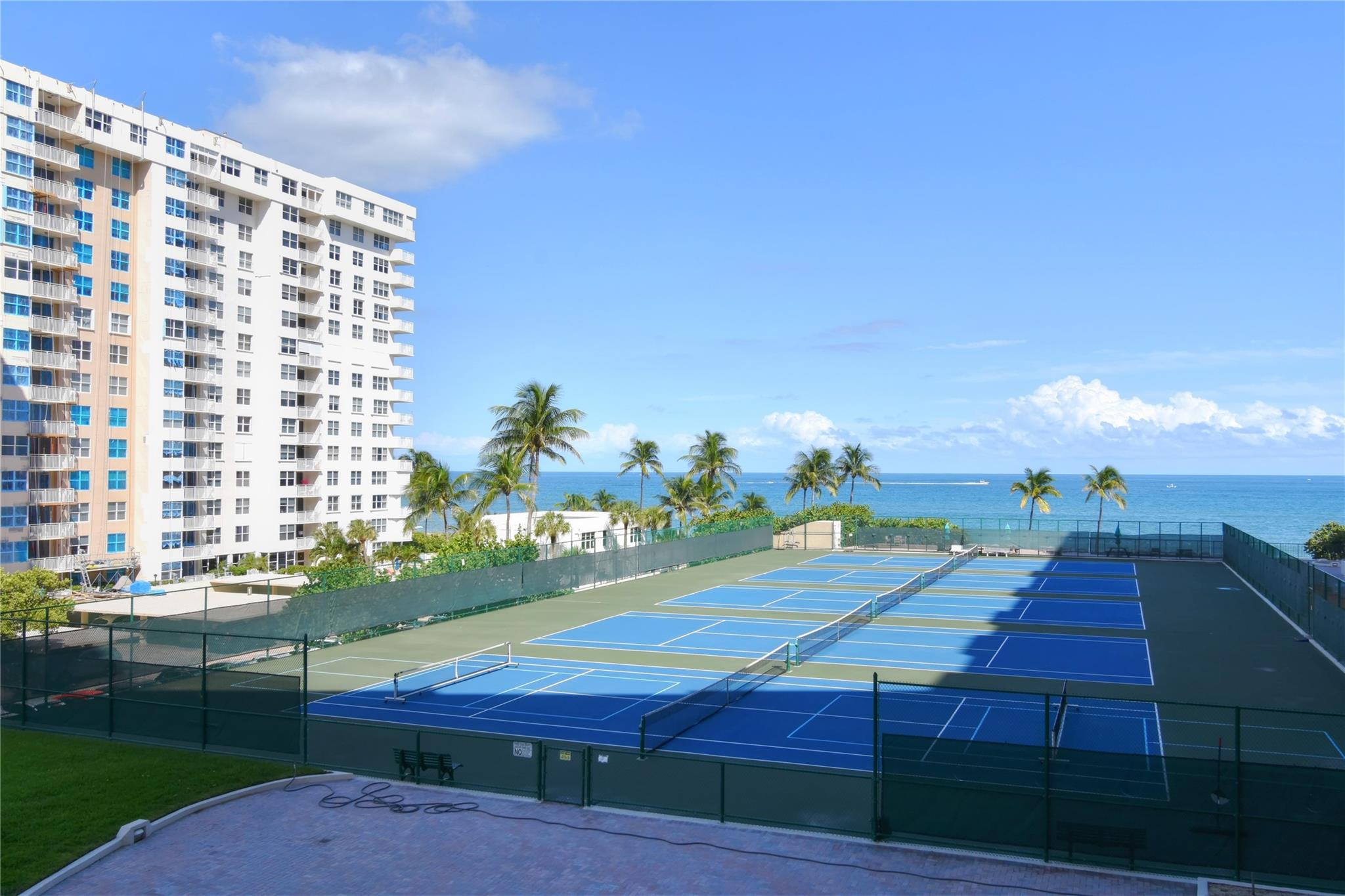 5100 N Ocean Boulevard APT 516 Lauderdale-by-the-sea Florida United States, for Sale, residential, Heike Drewniok, Fort Lauderdale Real Estate
