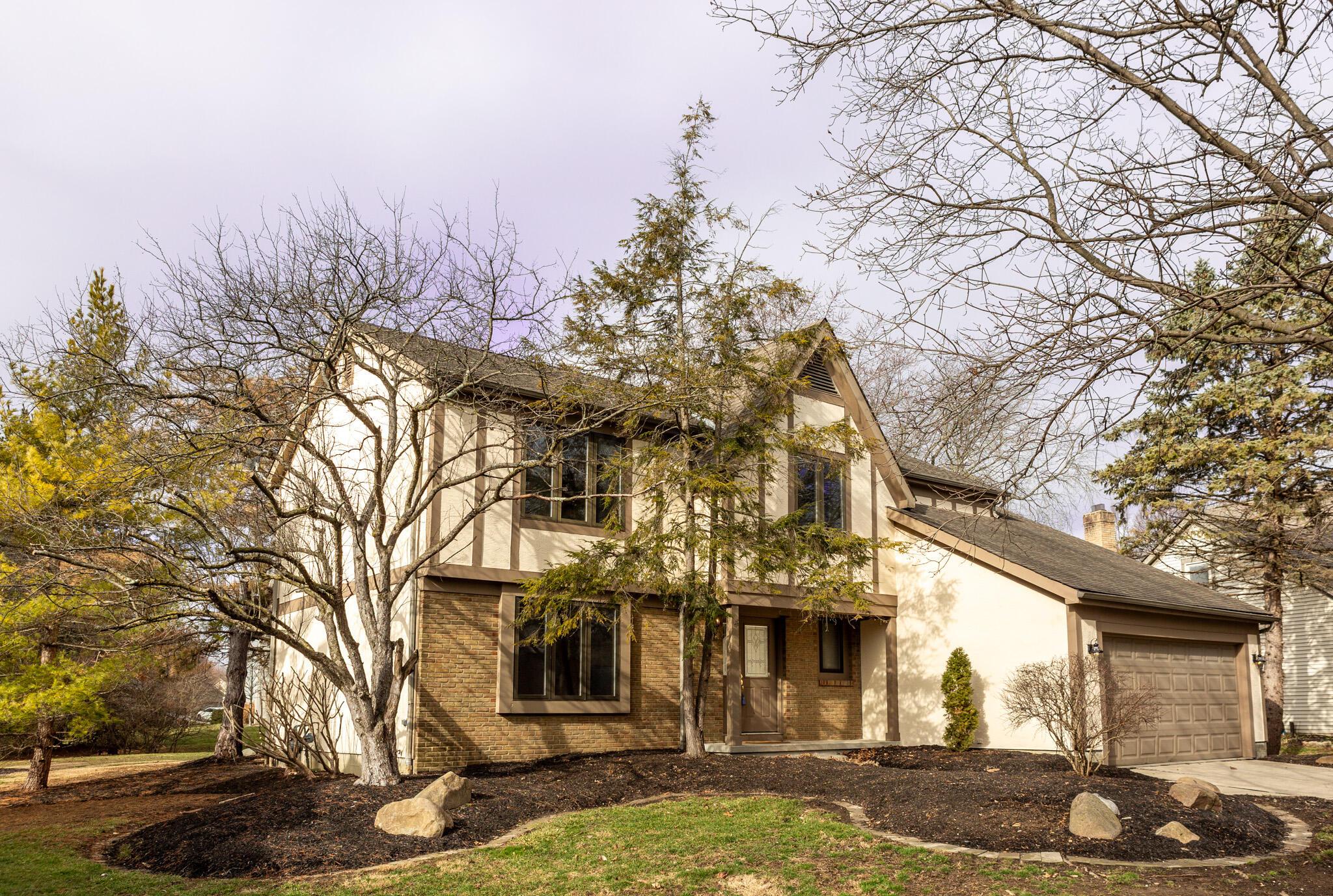 7081 Wendy Trail Lane Dublin Ohio United States, Sale Pending, residential,  , The Hessenauer Corporation