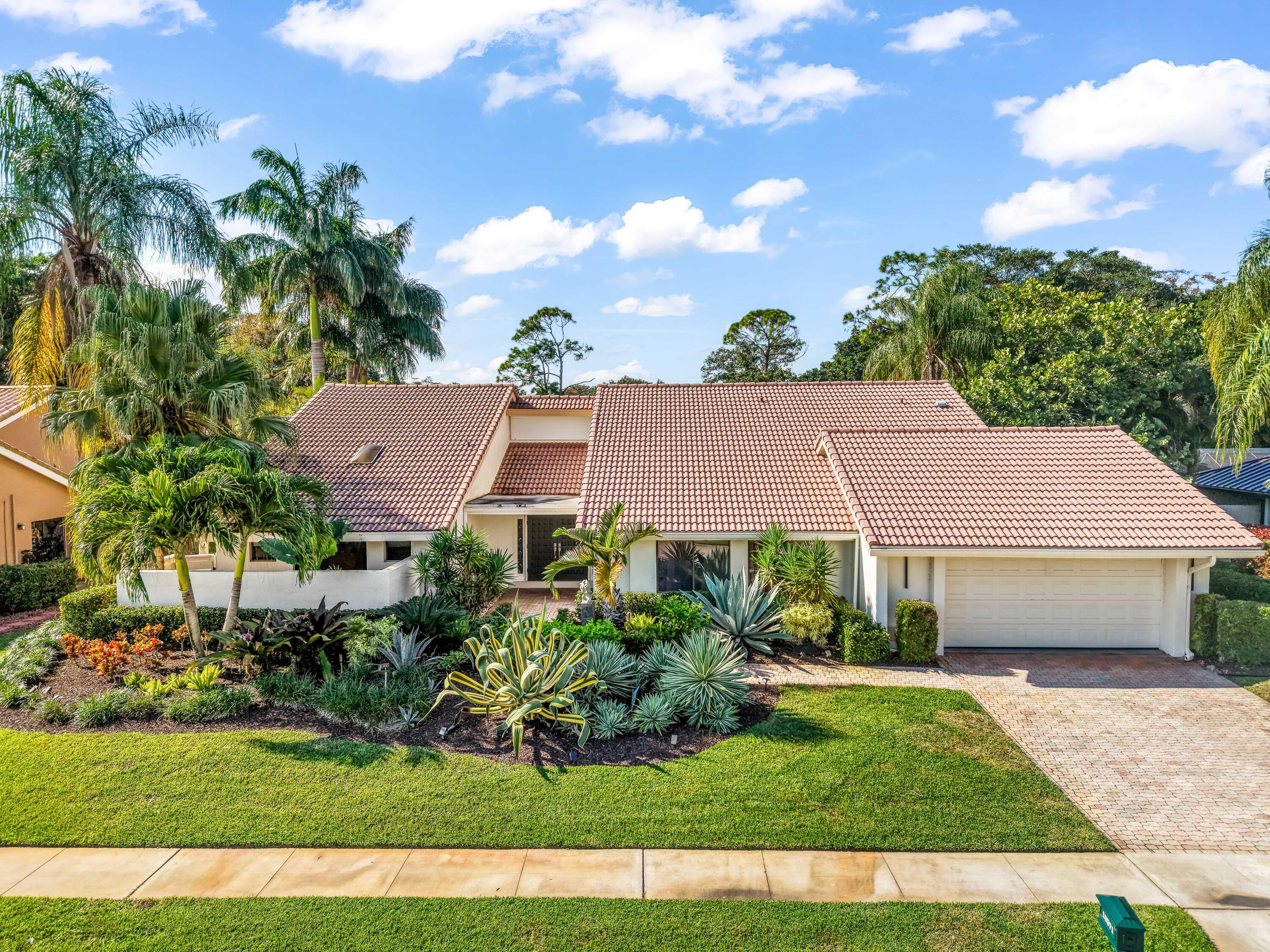 10571 Boca Woods Lane Boca Raton Florida United States, for Sale, residential, Matt Levine, The Premier Group & Compass