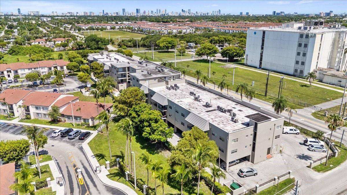 5100 SW 41st Street APT 321 Pembroke Park Florida United States, for Sale, residential, , Lukso Realty LLC