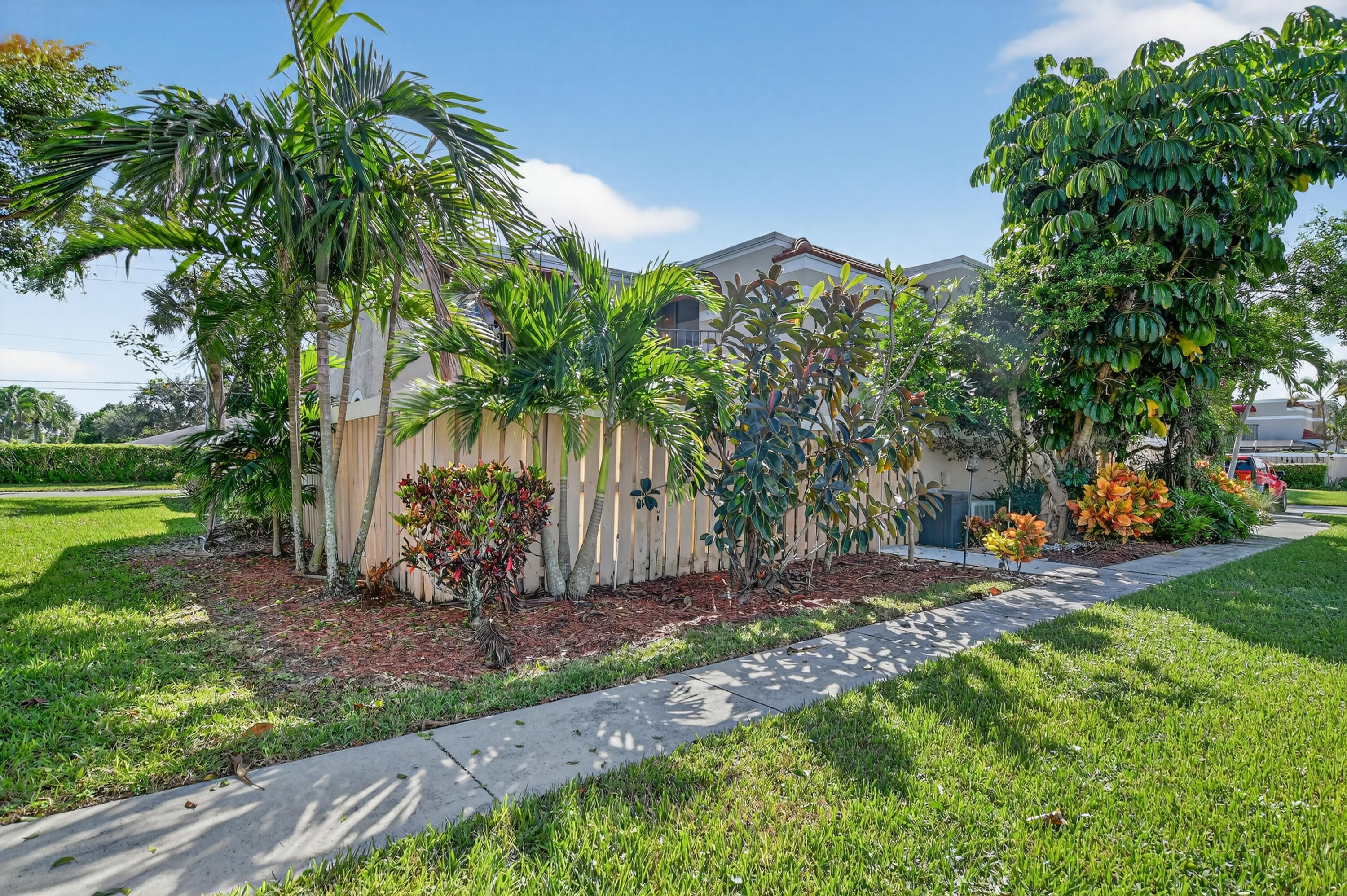 4005 Village Drive APT B Delray Beach Florida United States, for Sale, residential, Arlene   Toolsie  , Re/Max Direct