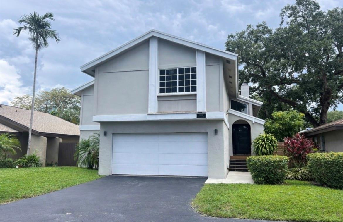 4104 N 49th Avenue Hollywood Florida United States, for Sale, residential, Ronald Wilson, Incom Demo New Office