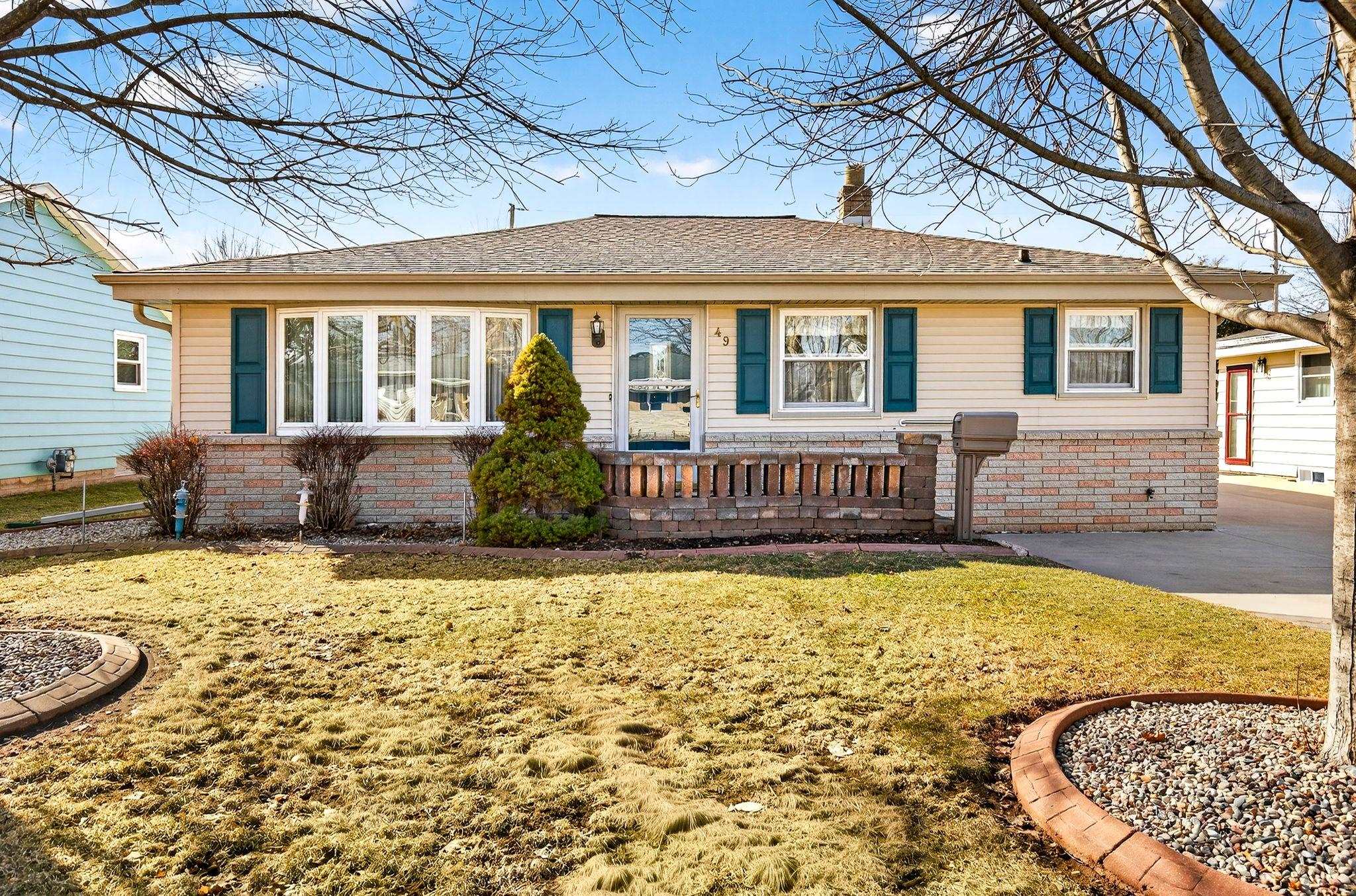 49 FAIRWAY Court Appleton Wisconsin United States, for Sale, residential,  , Fireside Realty LLC