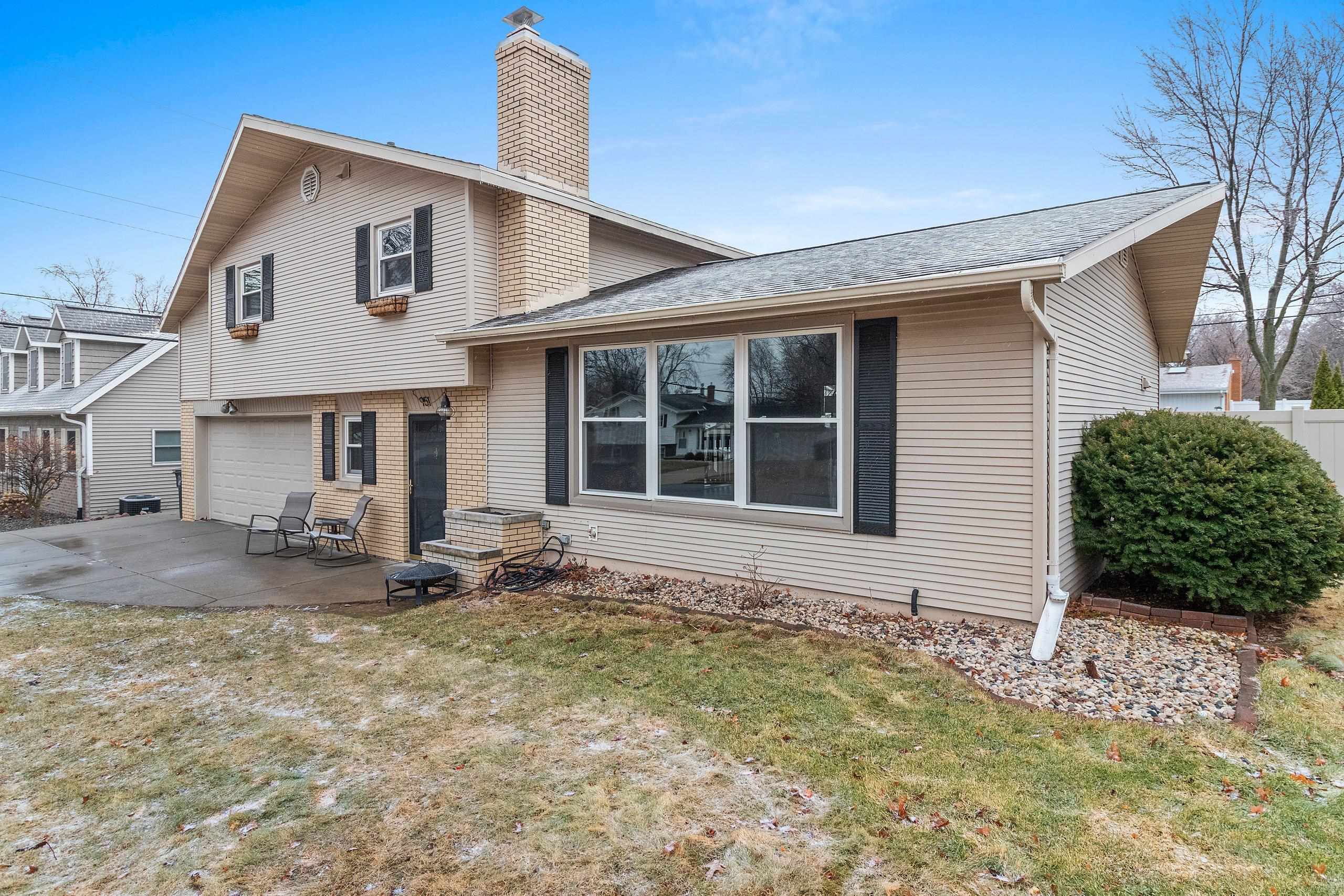 951 DUCHATEAU Avenue Green Bay Wisconsin United States, for Sale, residential,  , Fireside Realty LLC