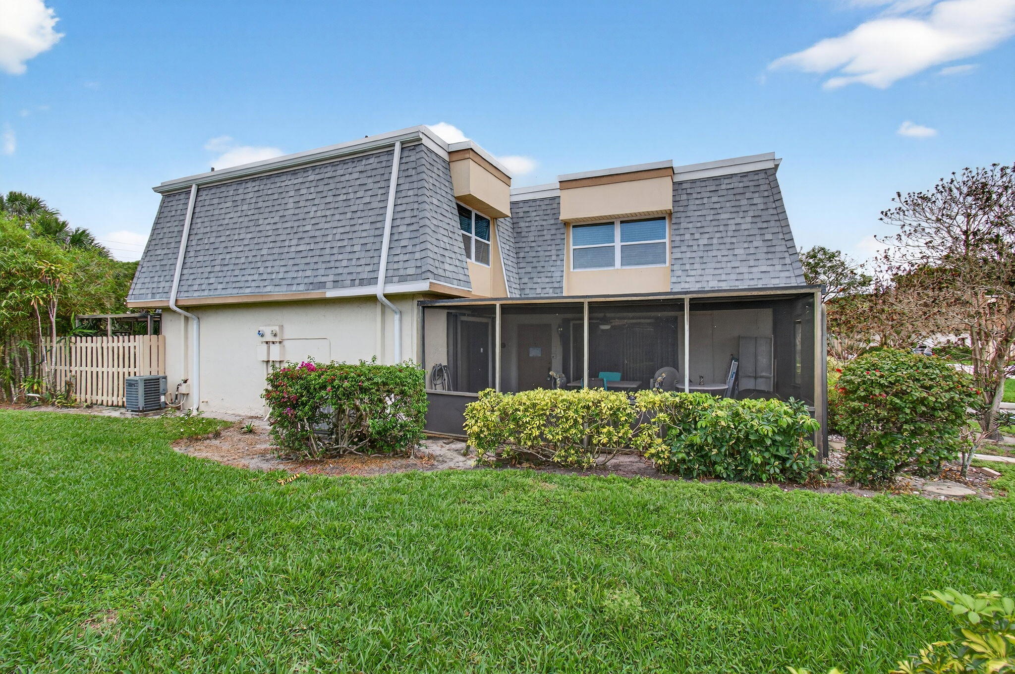 2686 NW 7th Court APT C Delray Beach Florida United States, for Sale, residential, Arlene   Toolsie  , Re/Max Direct