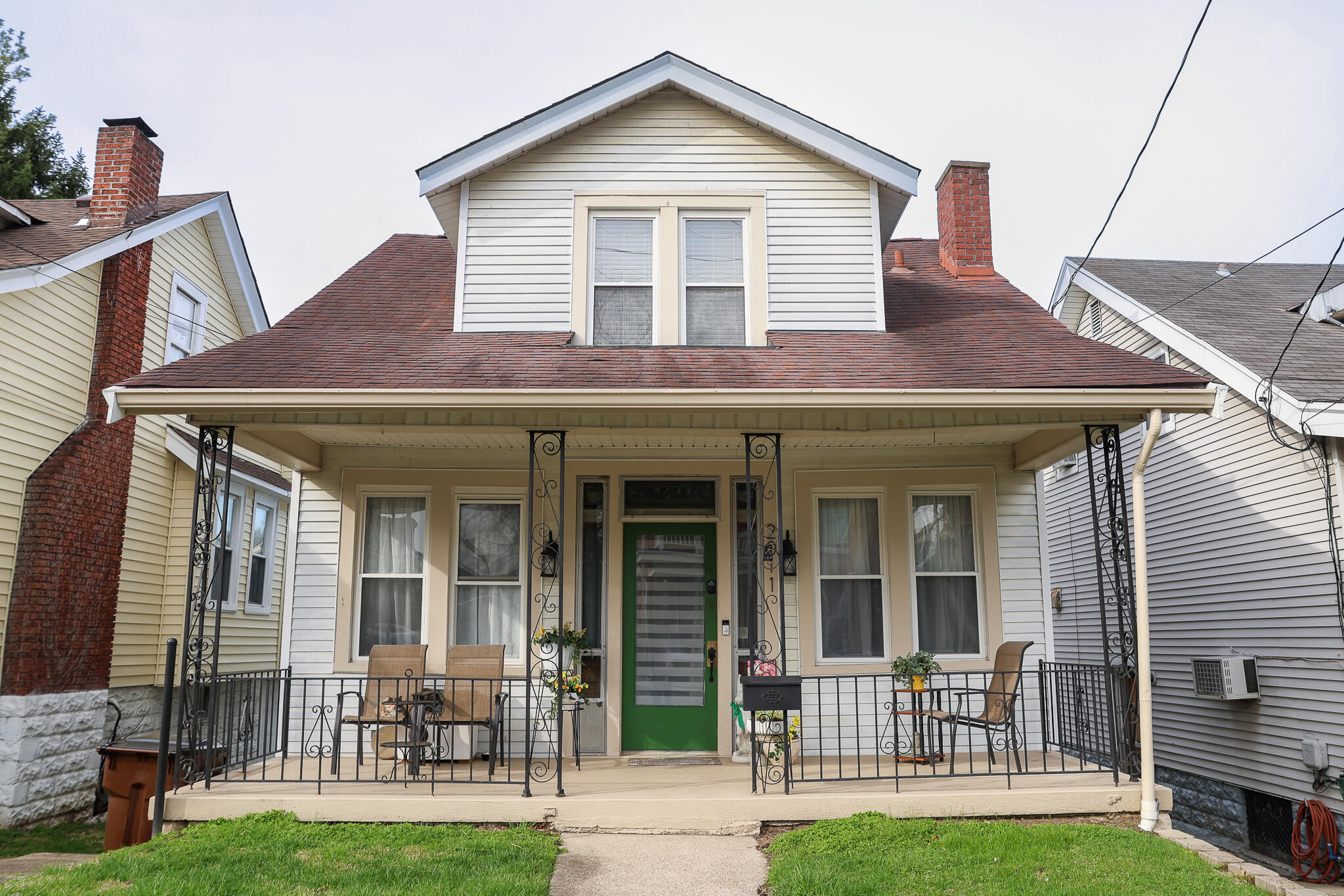2011 Howell Street Covington Kentucky United States, for Sale, residential,  , Hand In Hand Realty