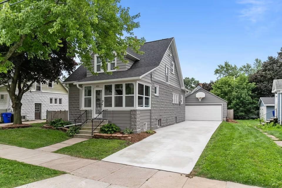 431 E SUMMER Street Appleton Wisconsin United States, for Sale, residential,  , Fireside Realty LLC