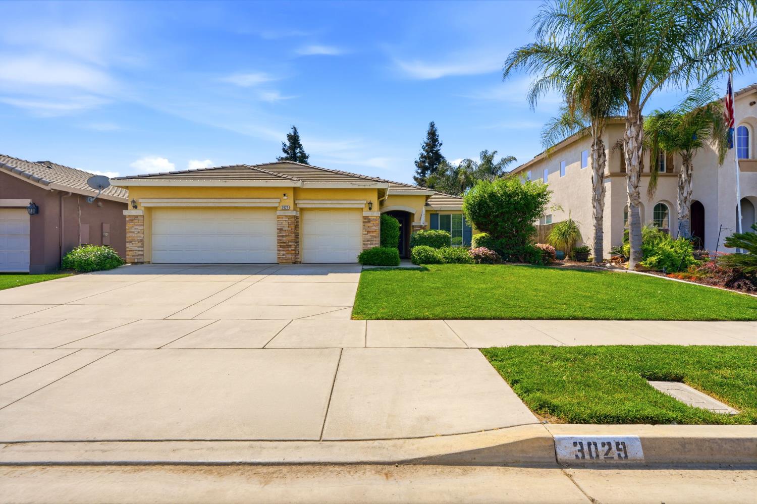 3029 W Vine Avenue Visalia California United States, for Sale, residential, Alex  Sandoval , Point Guard Realty