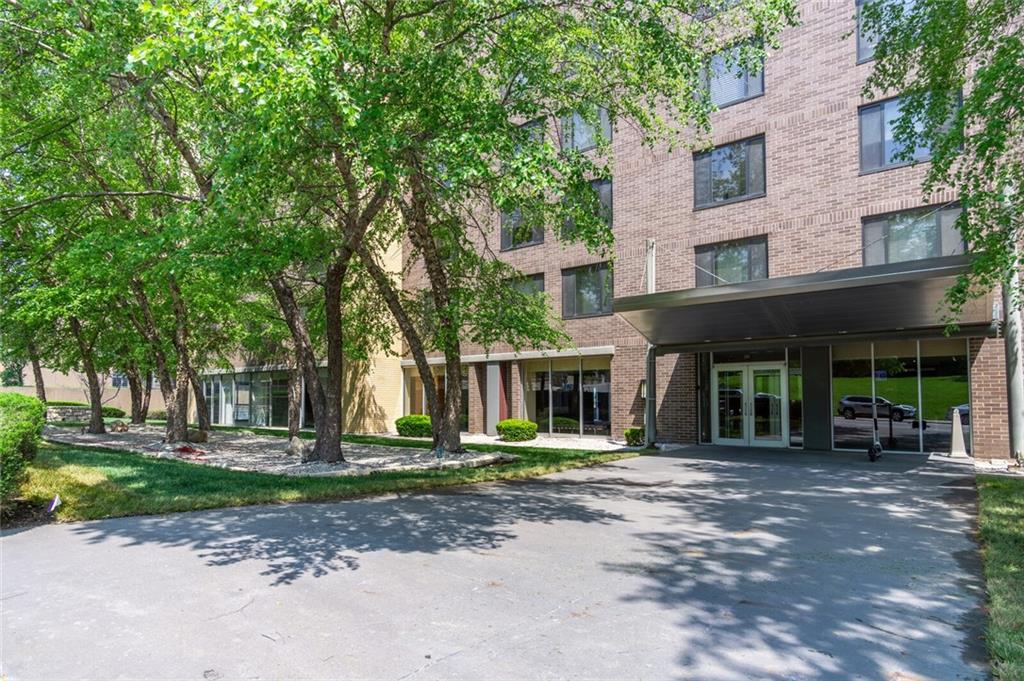 600 E 8th St Street APT 3T Kansas City Missouri United States, for Sale, residential, Crystal Bade, Boveri Realty Group