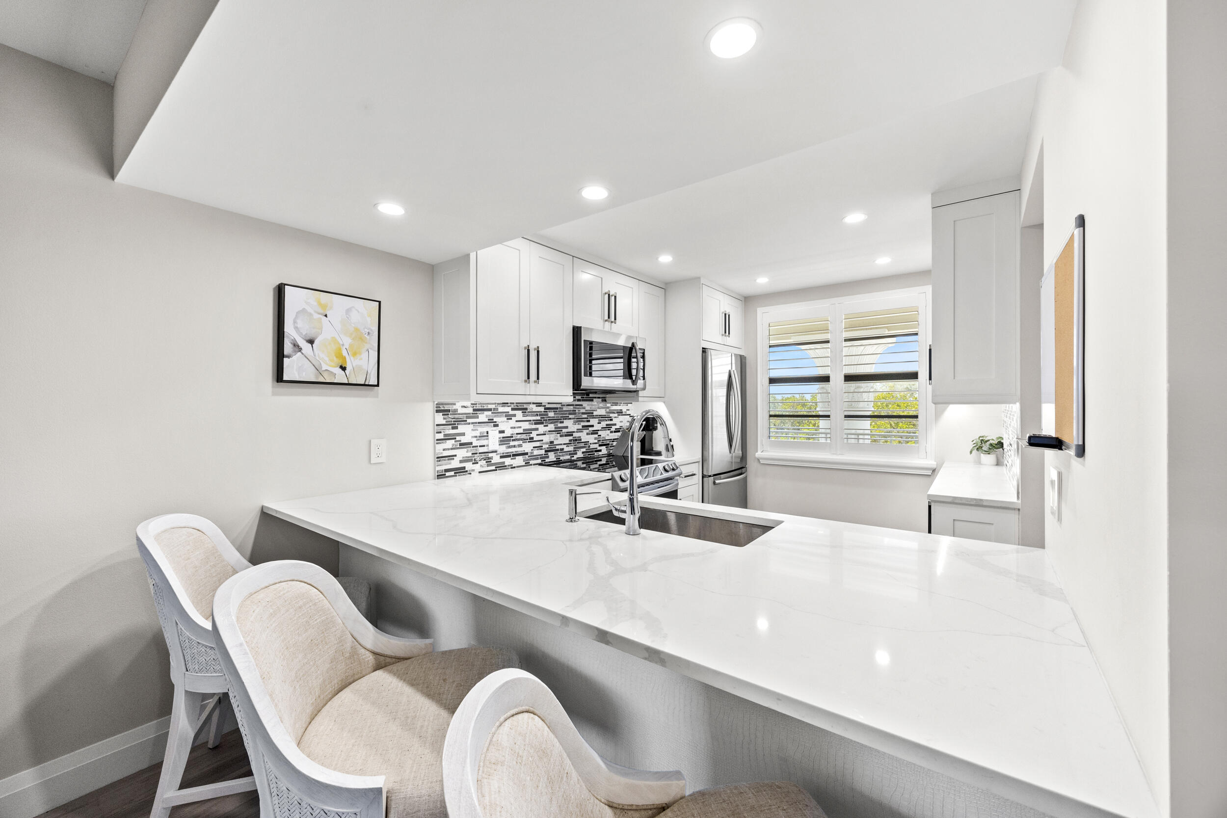 6061 Balboa Circle APT 403 Boca Raton Florida United States, Sold, residential, Matt Levine, The Premier Group & Compass