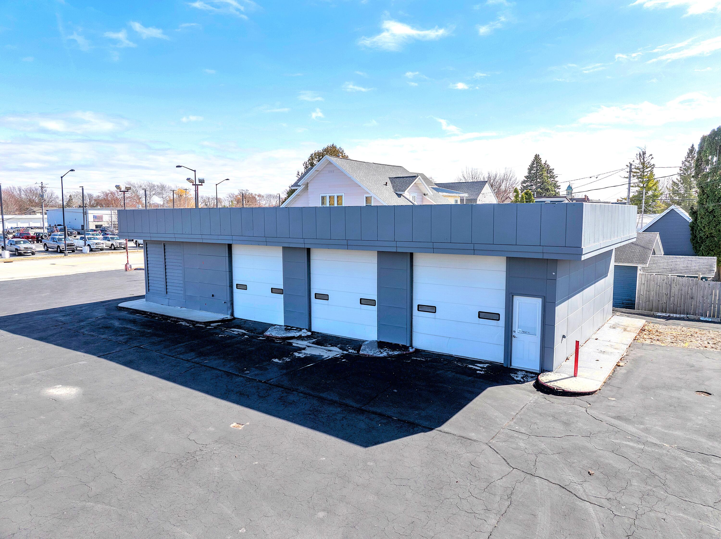 446 N Main St Fond Du Lac Wisconsin United States, for Sale, commercial,  , Roberts Homes and Real Estate