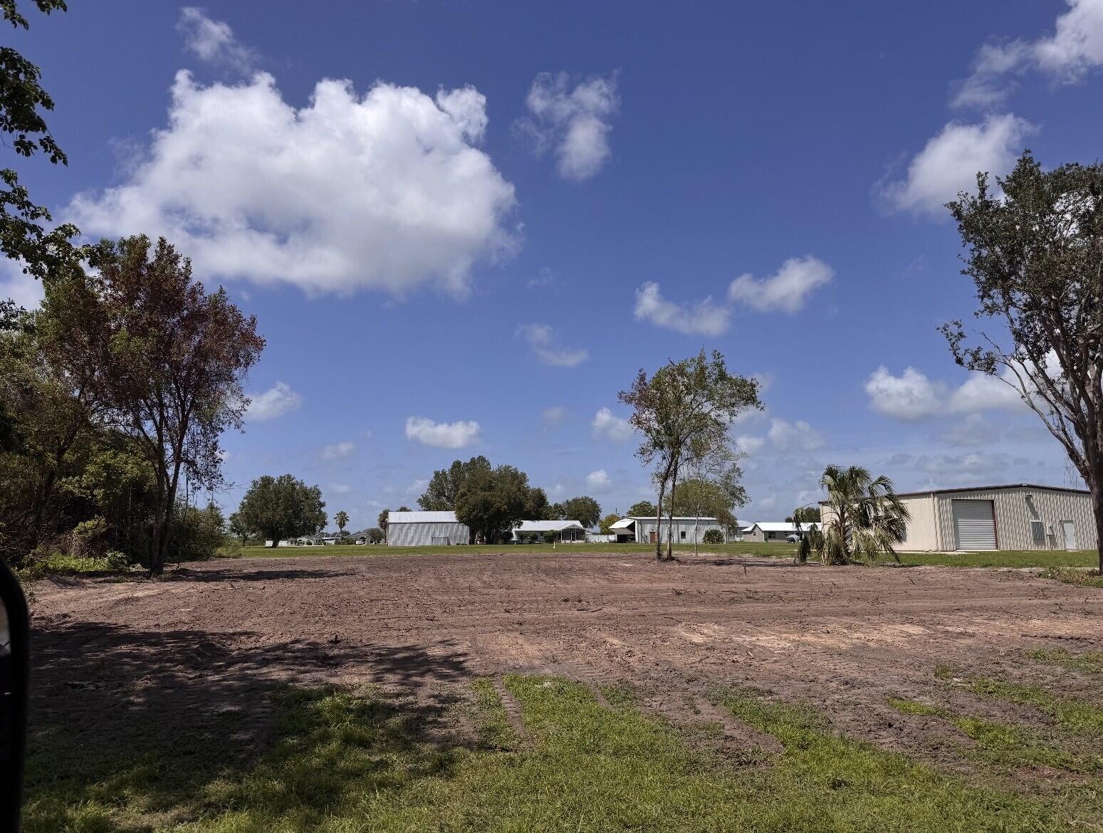 14082 SW 16th Court Okeechobee Florida United States, Sale Pending, residential,  , Mixon Real Estate Group, LLC