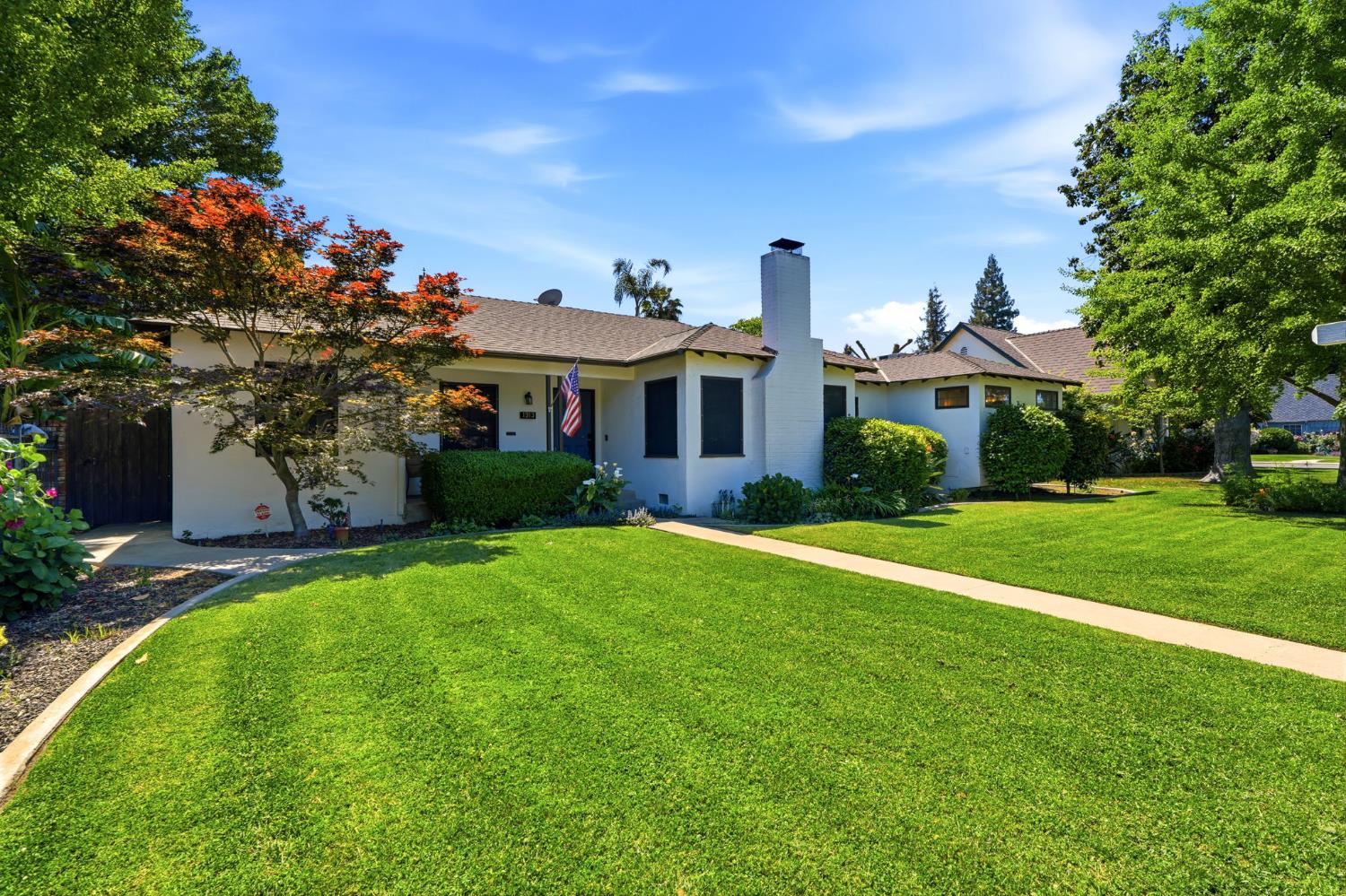 1313 W Beverly Drive Visalia California United States, for Sale, residential, Alex  Sandoval , Point Guard Realty