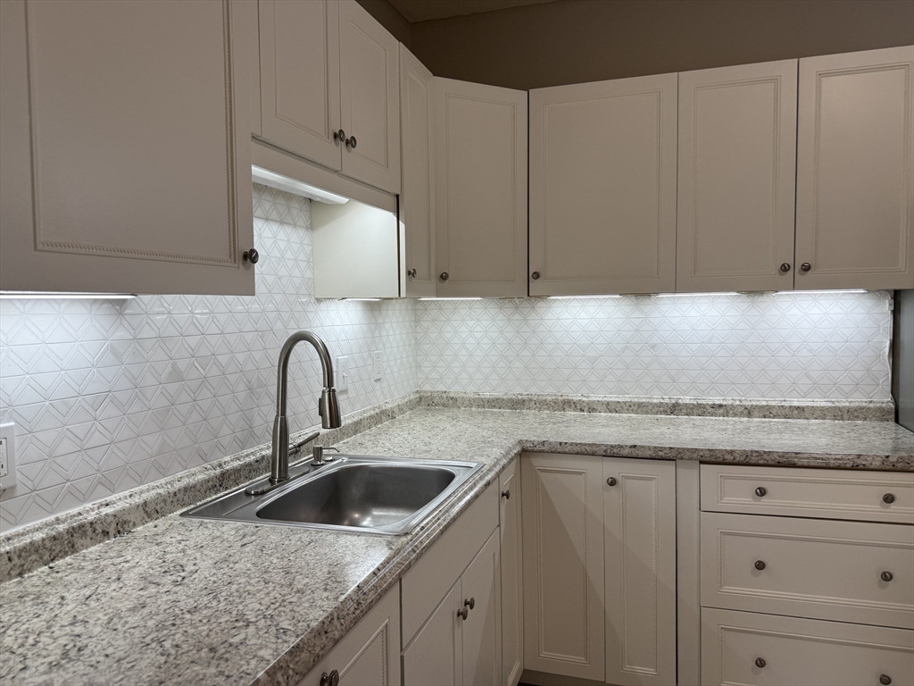 630 Metropolitan Ave  UNIT 3 Boston Massachusetts United States, for Rent, residential,  , The Edwards Realty Team - Barett Sotheby's International Realty
